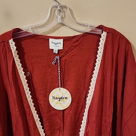 Hayden Los Angeles Boutique top M-L NWT - Picture 3 of 7